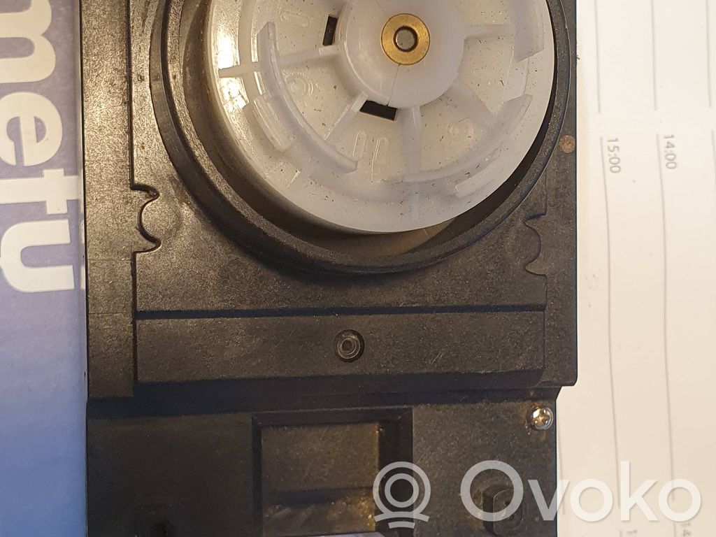 Interruptor de control multifunción   6941801