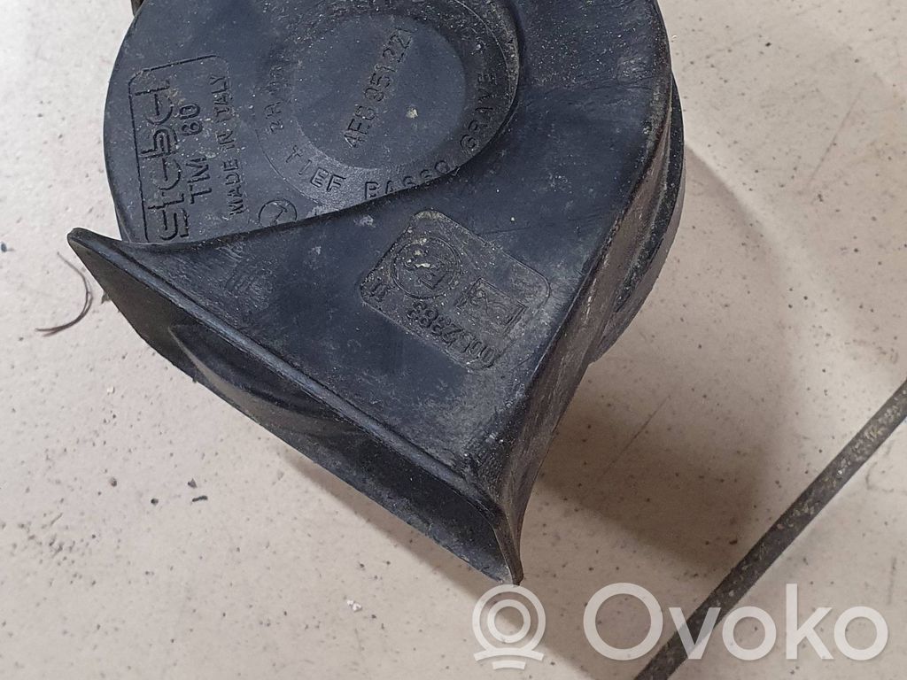Audi A8 S8 D3 4E Garso signalas 