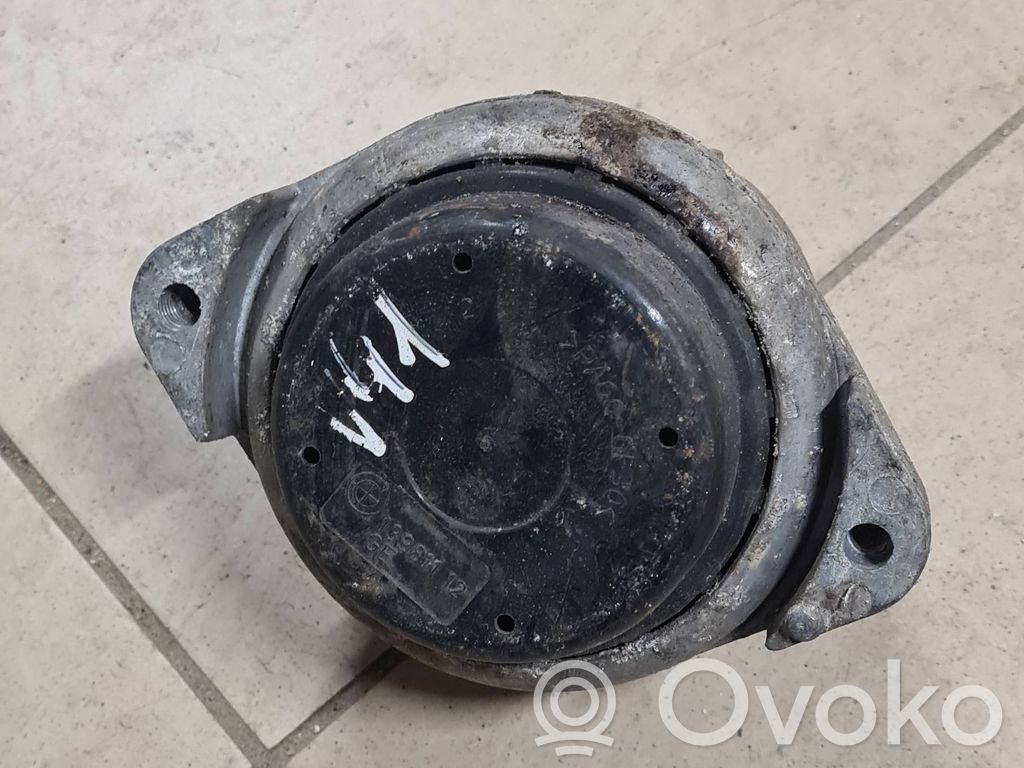 BMW 1 E81 E87 Engine mount bracket 