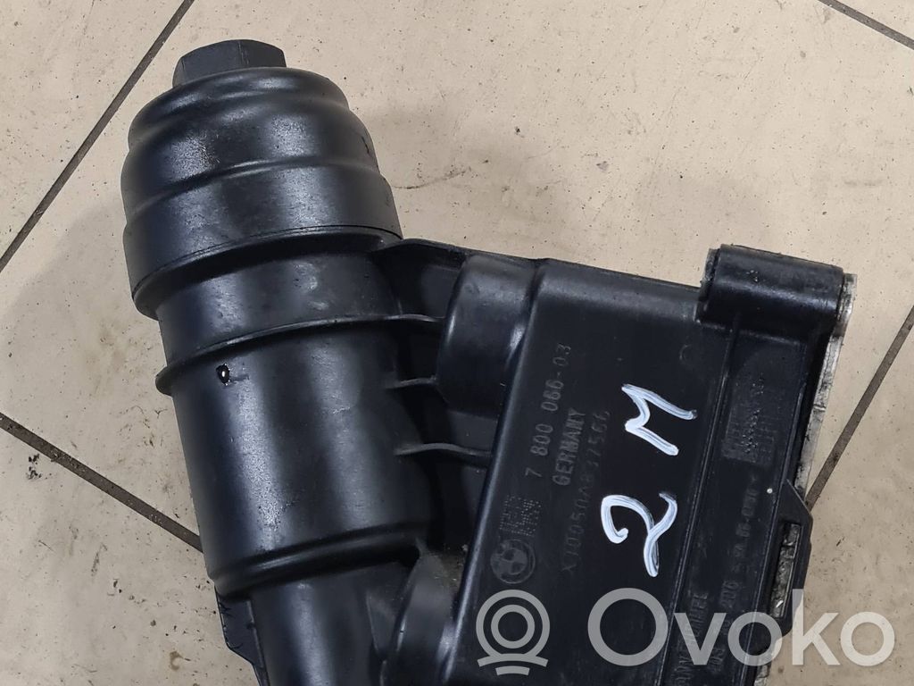 BMW 7 F01 F02 F03 F04 Oil filter mounting bracket 