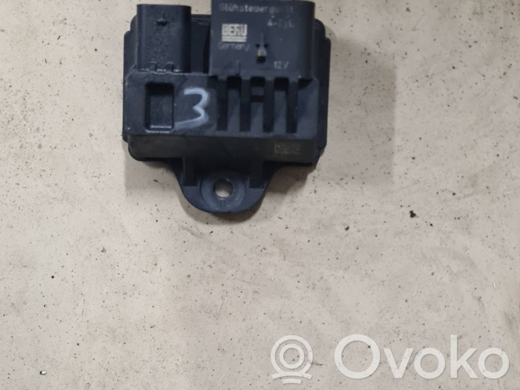 BMW 5 F10 F11 Glow plug pre-heat relay 