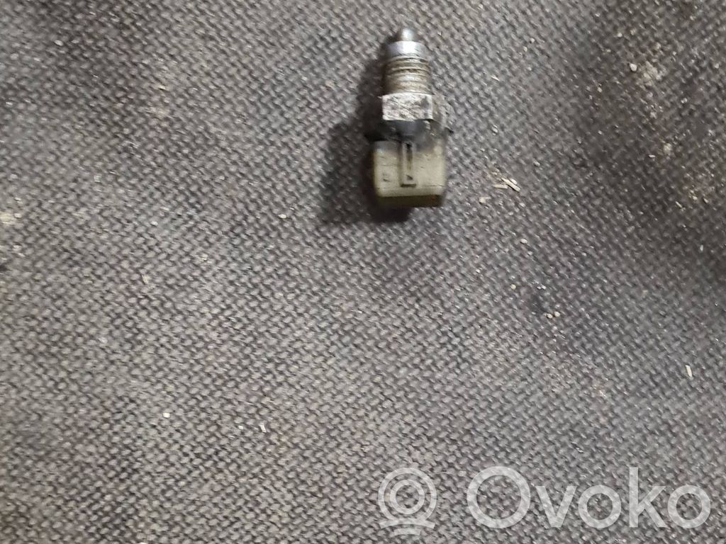 Reversing light switch sensor   1434584
