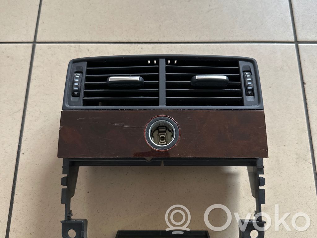 Rejilla de ventilación trasera   4E0819203A