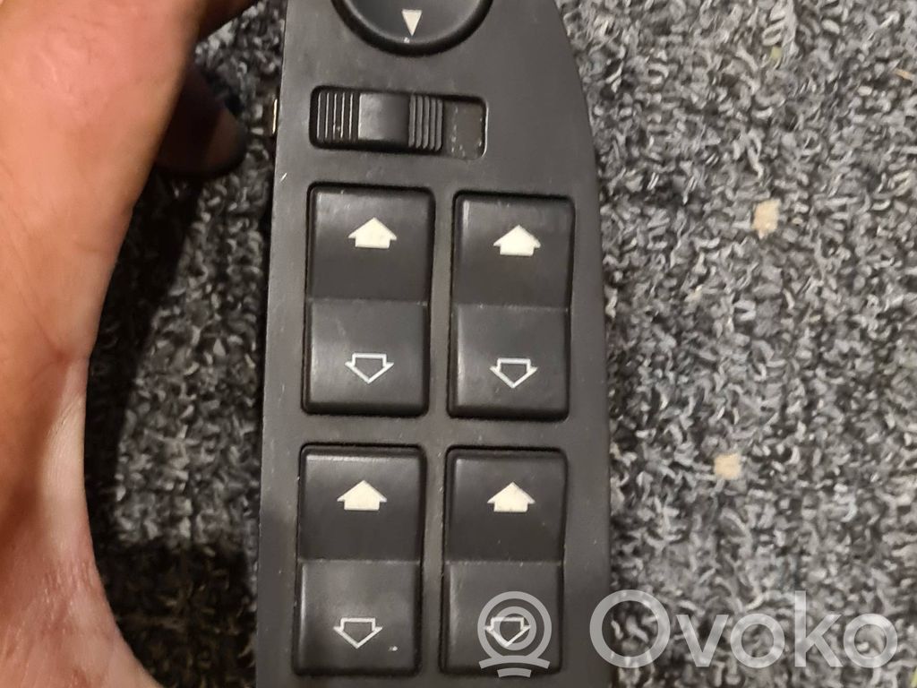 BMW 5 E39 Electric window control switch 