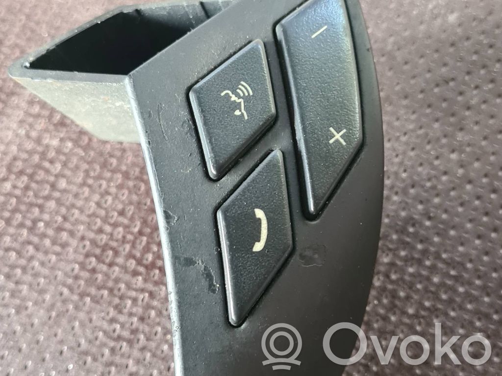 BMW 5 E60 E61 Stūres pogas / slēdži 