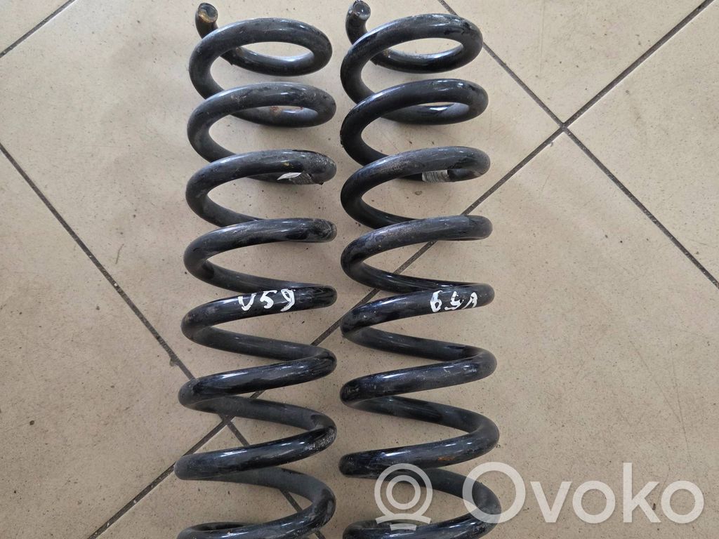 BMW 3 F30 F35 F31 Sprężyna tylna 