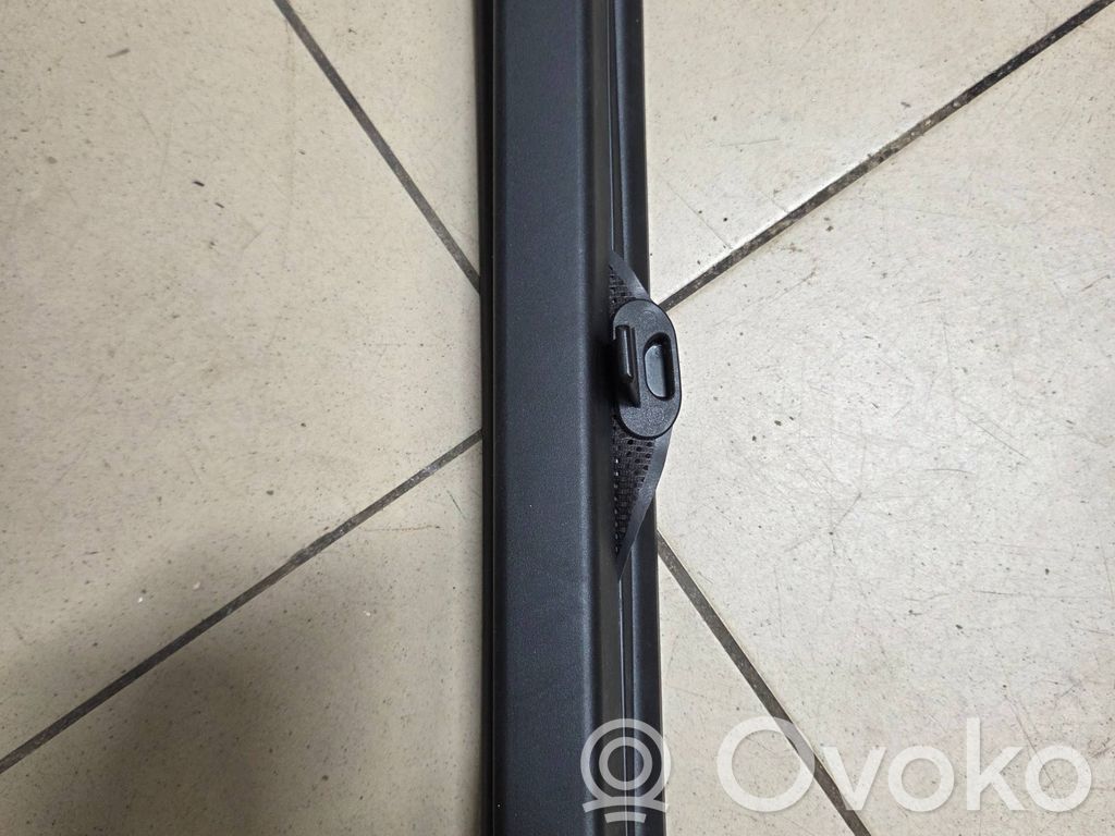 BMW 5 E60 E61 Takaoven häikäisysuoja/verho 