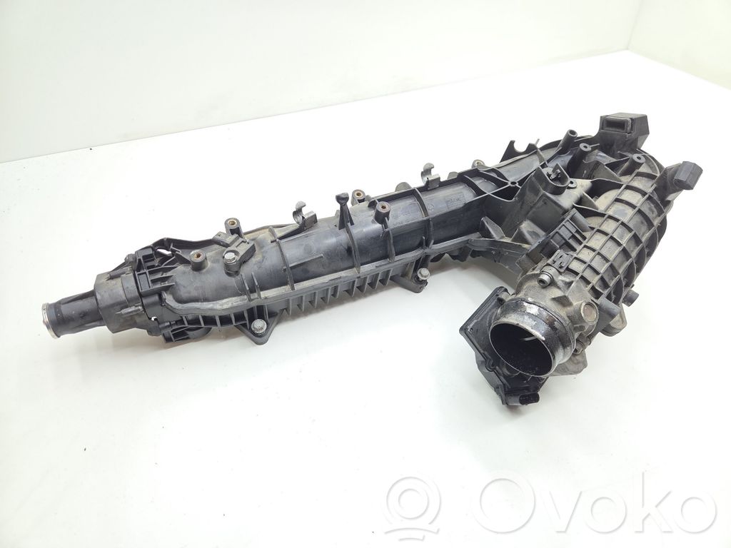 BMW 5 F10 F11 Kolektor ssący 