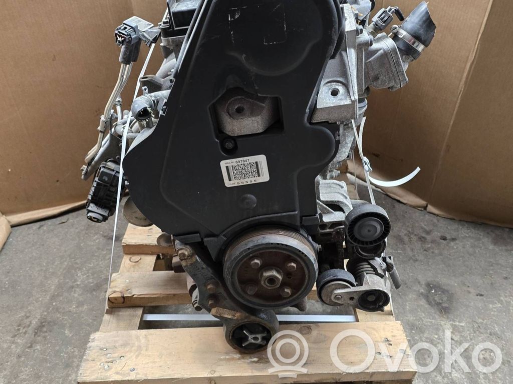 Engine   D5244T13