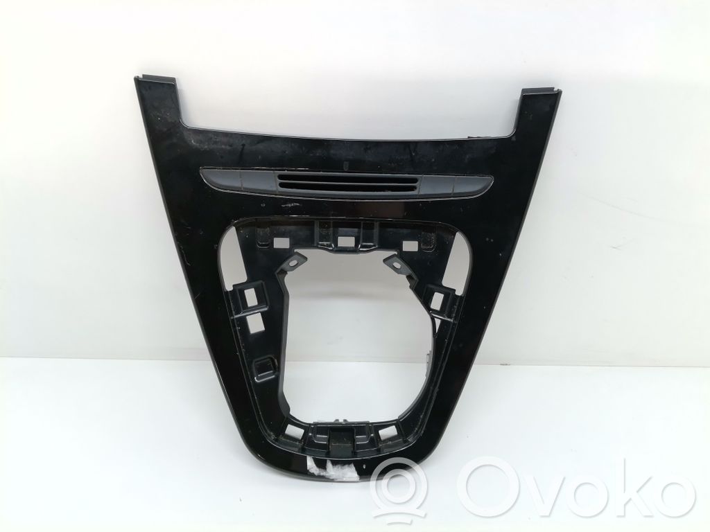 Lancia Ypsilon Ramă manetă schimbător viteze 
