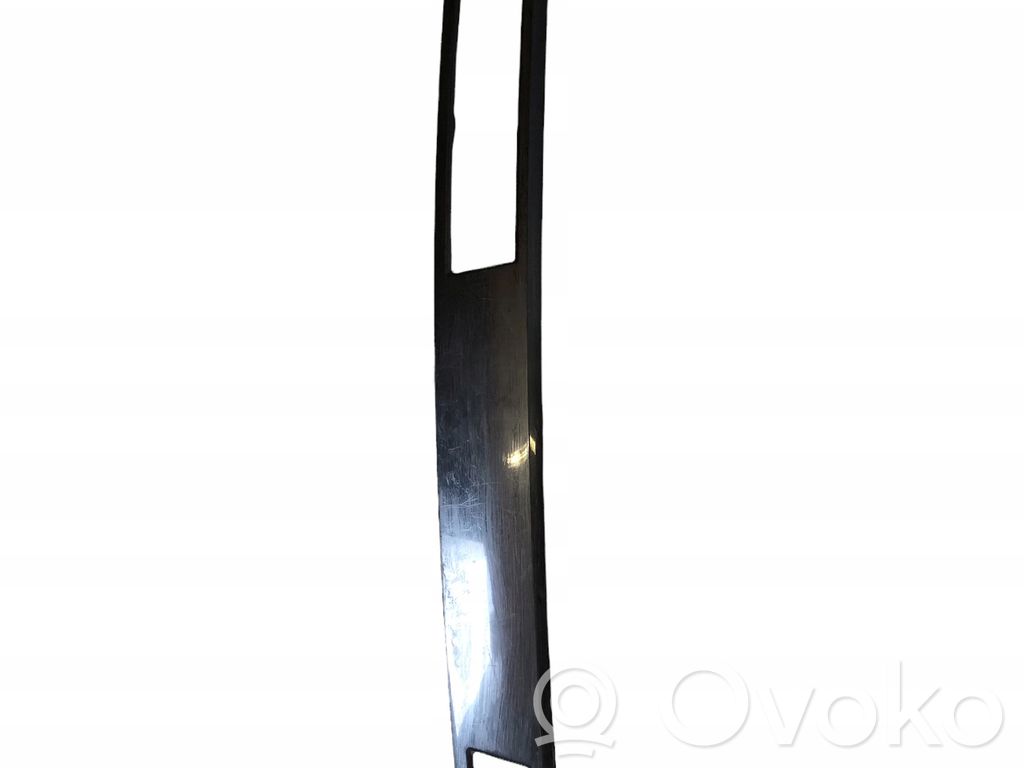 BMW 5 E60 E61 Dekoratyvinė apdailos juostelė 