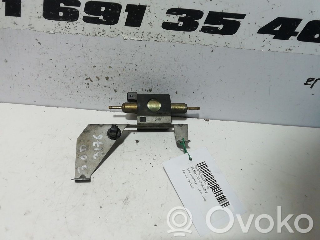 Pompe à carburant   89372A