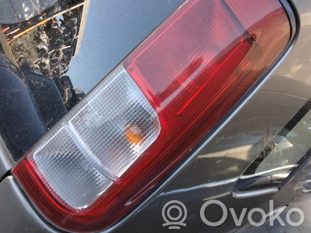 Rear/tail lights