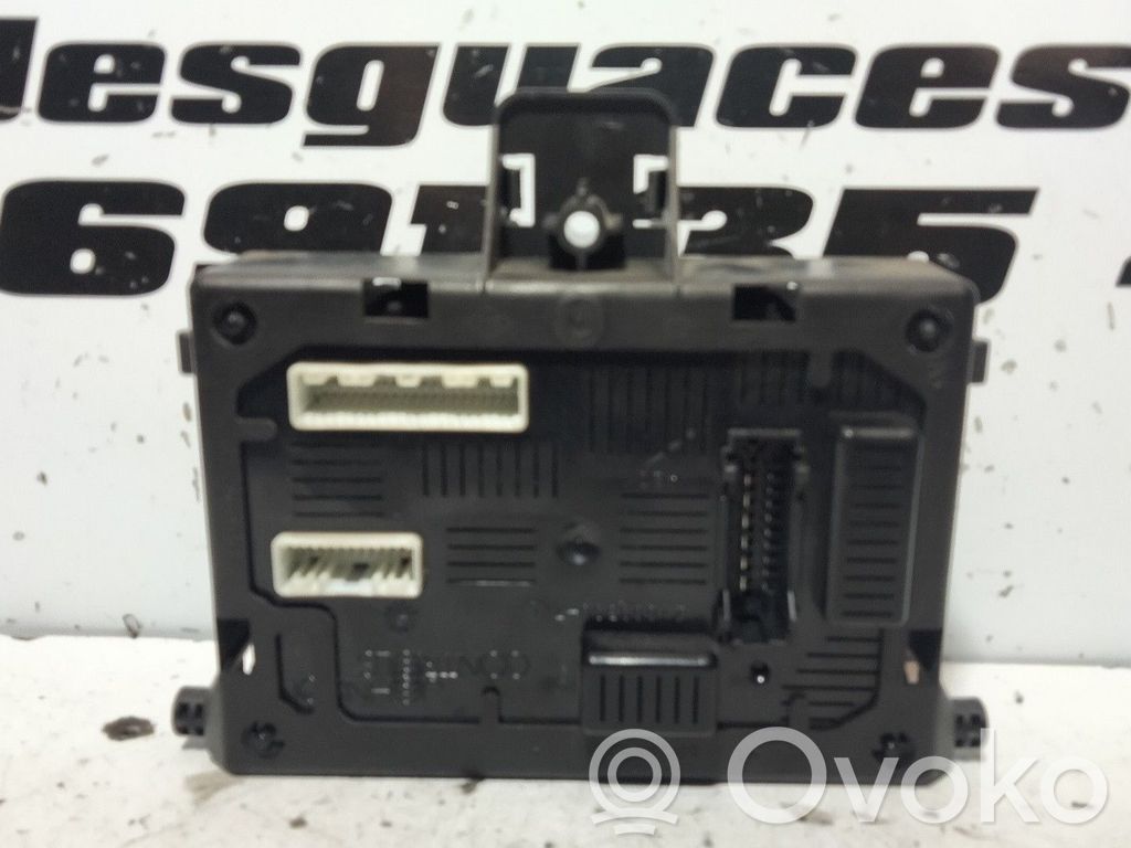 Renault Clio III Sonstige Steuergeräte / Module 