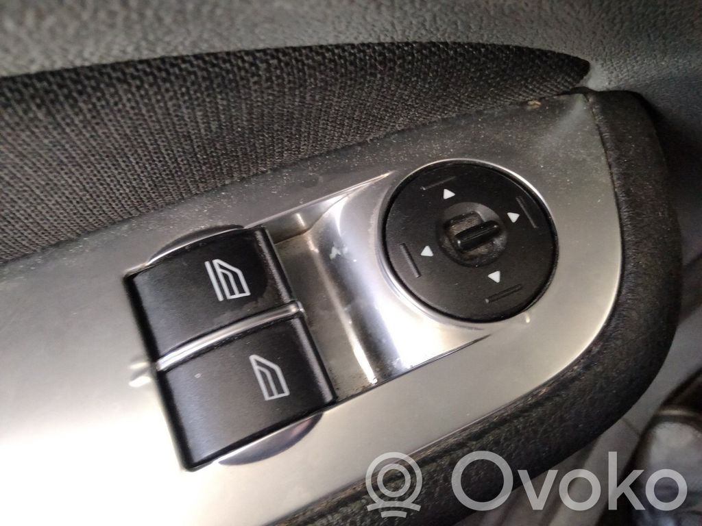 Electric window control switch