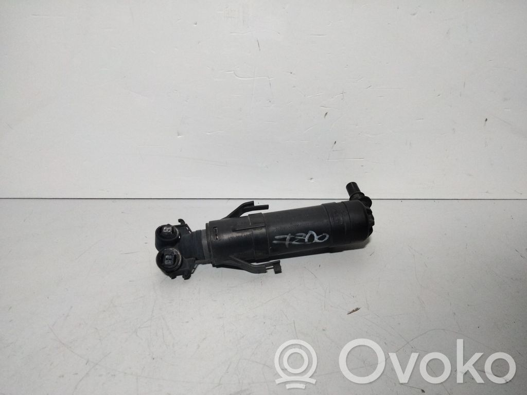 Volkswagen Touran II Dysza spryskiwacza lampy przedniej 