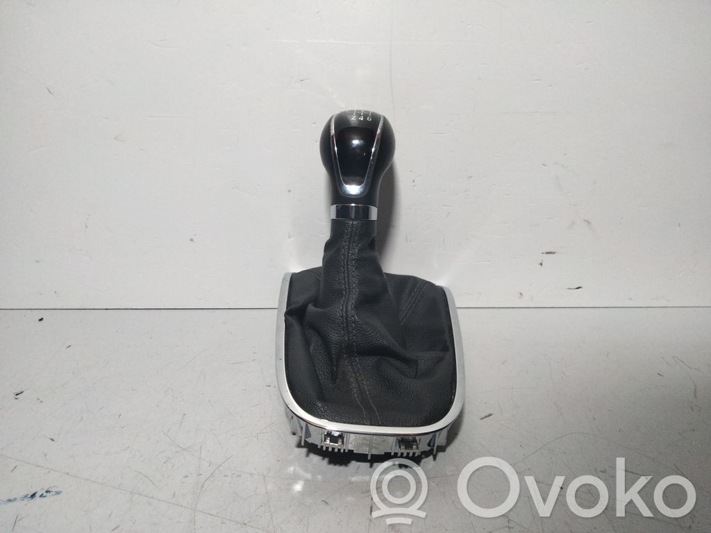 Opel Astra J Palanca de cambios 