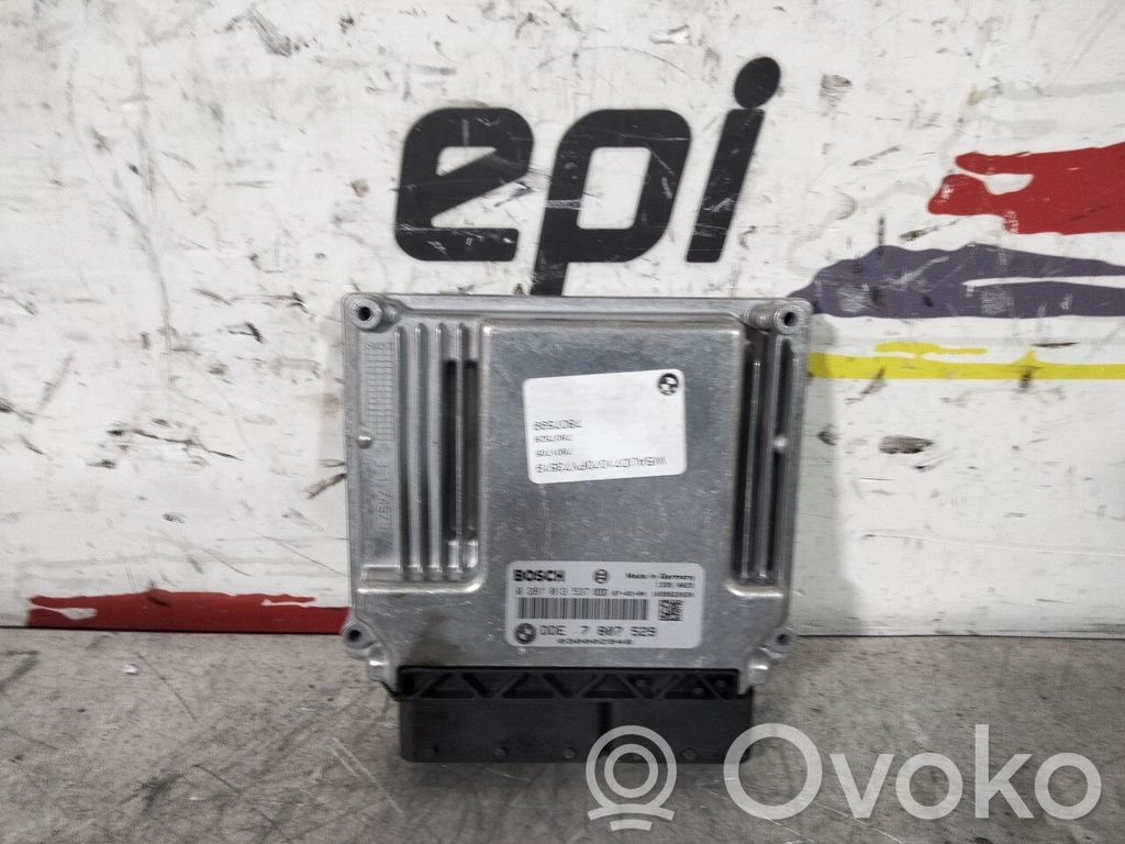 BMW 1 E81 E87 Engine control unit/module 