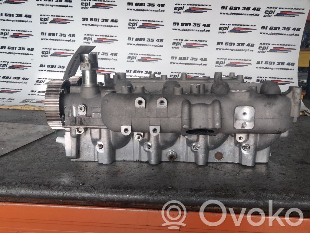 Chrysler Voyager Engine head 