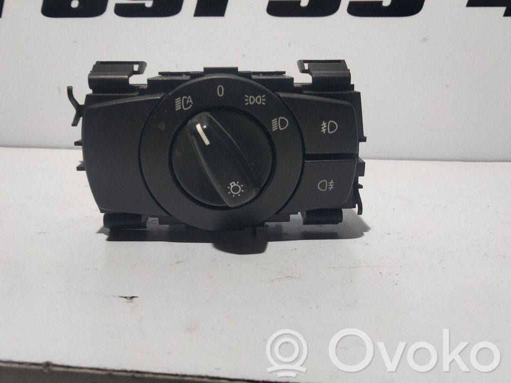 Panel lighting control switch   693279604