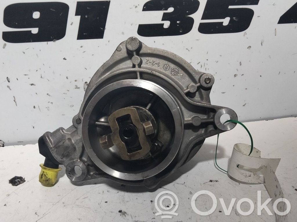 Vacuum pump   700437010,11667791232