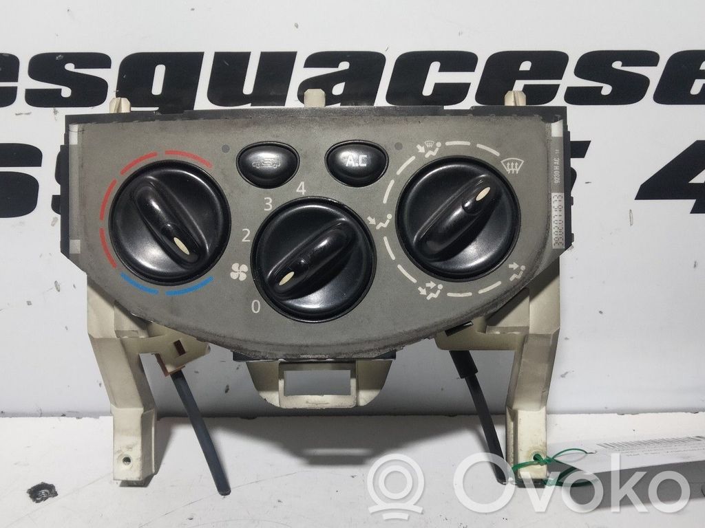 Opel Vivaro Air conditioner control unit module 