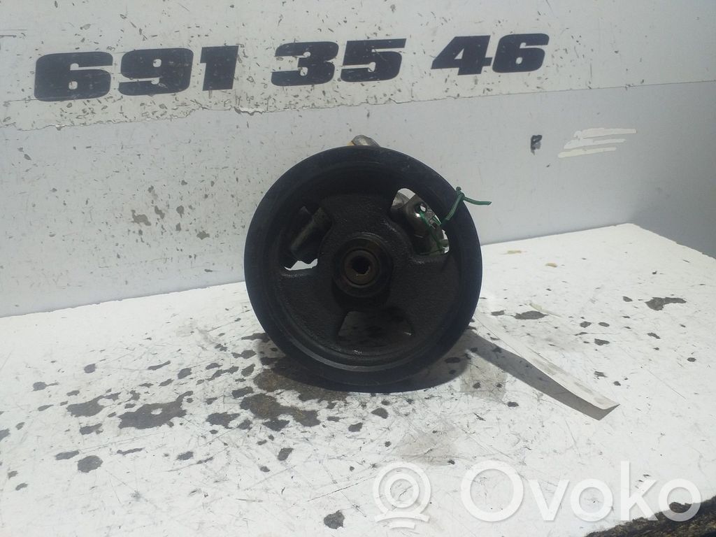 Renault Vel Satis Power steering pump 