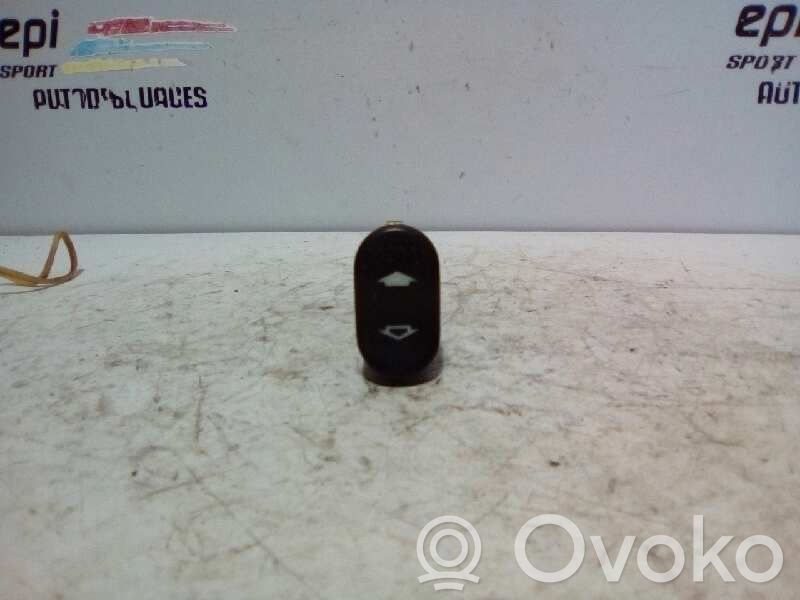 Ford Focus Electric window control switch 