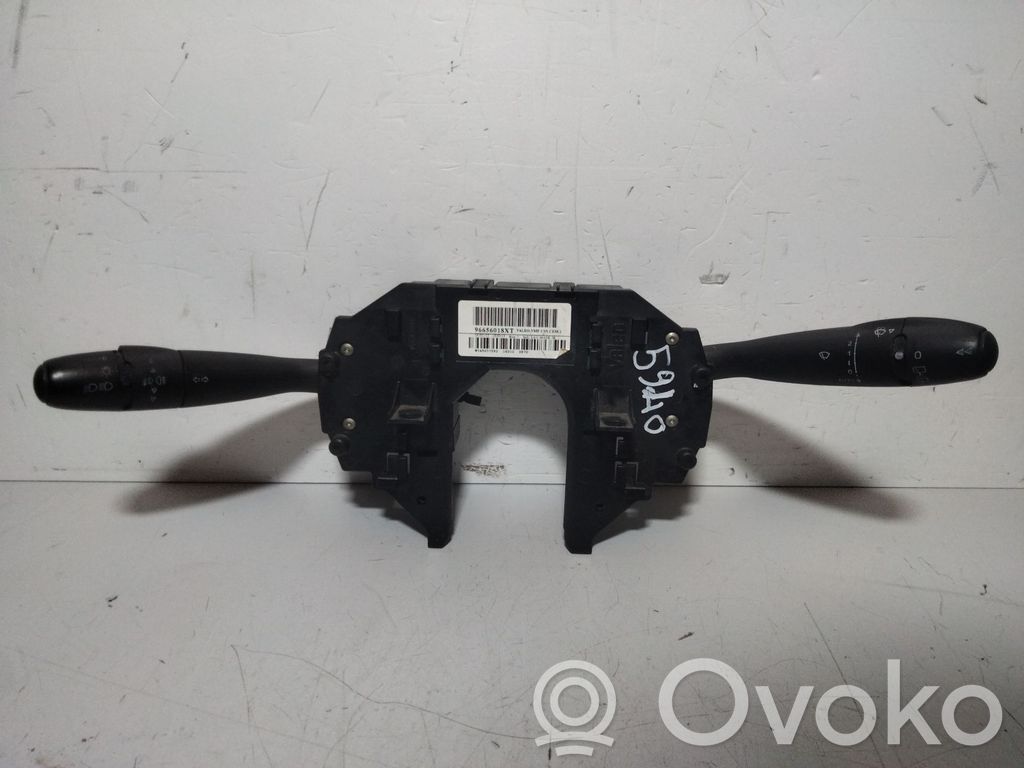 Citroen C4 II Interruptor de control multifunción 
