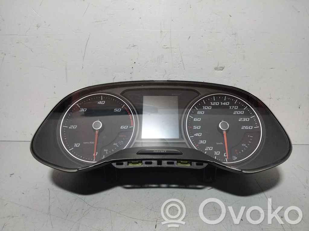 Seat Ibiza II (6k) Speedometer (instrument cluster) 
