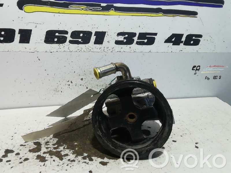 Ohjaustehostimen pumppu   2T143A696AE