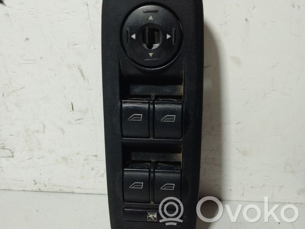 Ford Galaxy Electric window control switch 