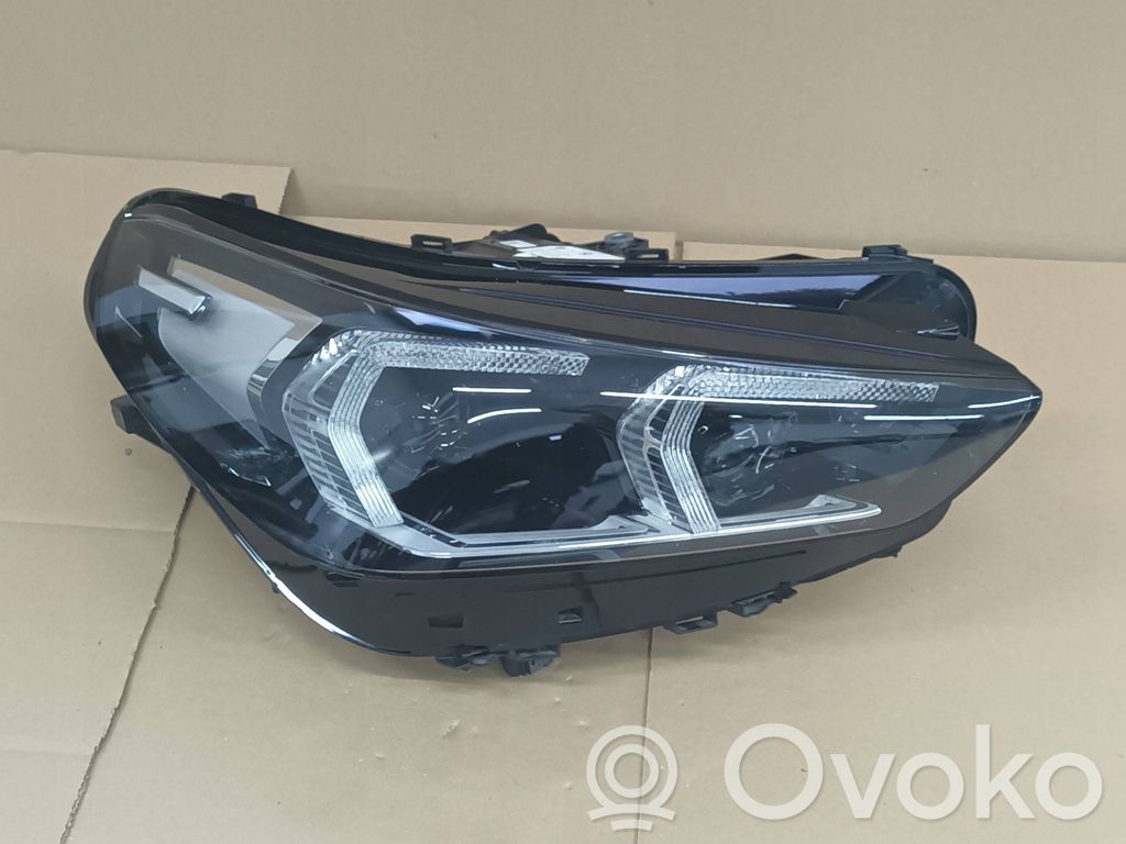BMW X1 U11 Scheinwerfer 