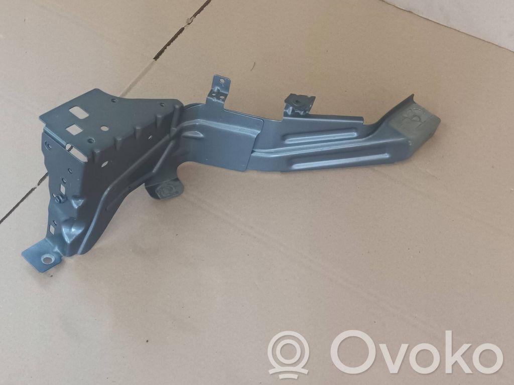 Volvo XC40 Supporto di montaggio del parafango 
