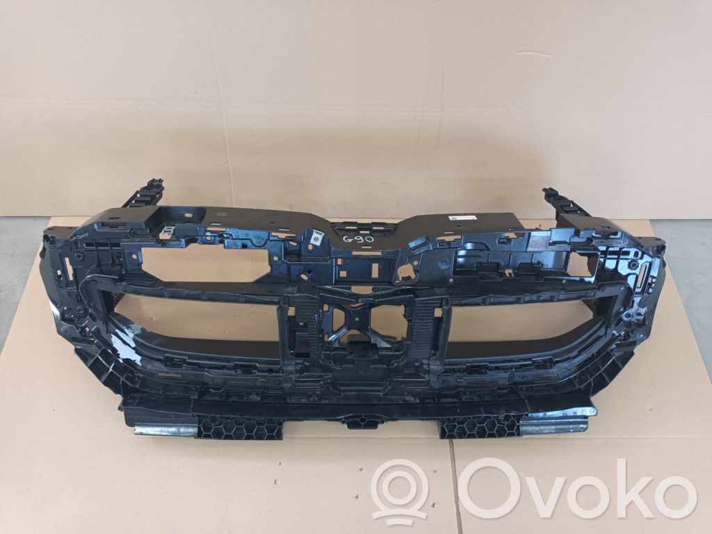 BMW M5 G90 Ghidaj aer/conductă intercooler 