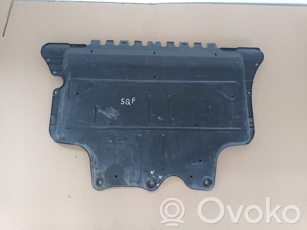 Audi Q3 F3 Variklio dugno apsauga 