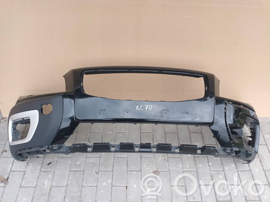 Volvo XC70 Parachoques delantero 