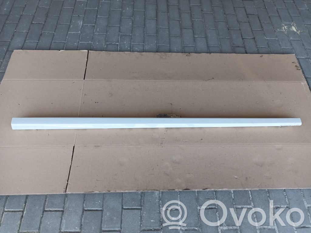 Sill   8XA853860