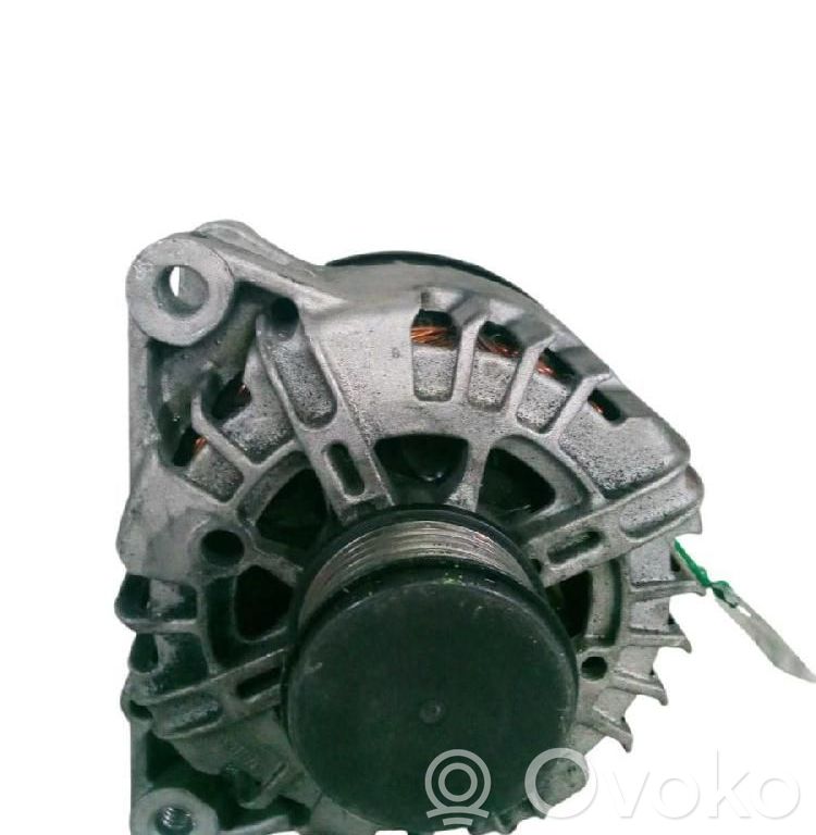 Renault Clio II Ģenerators 