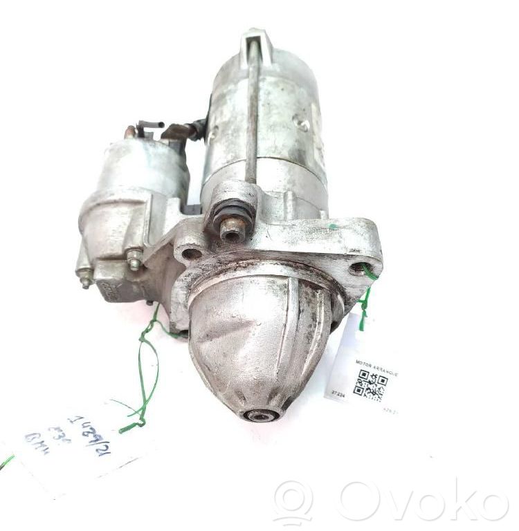Motor de arranque   NOVISIBLE