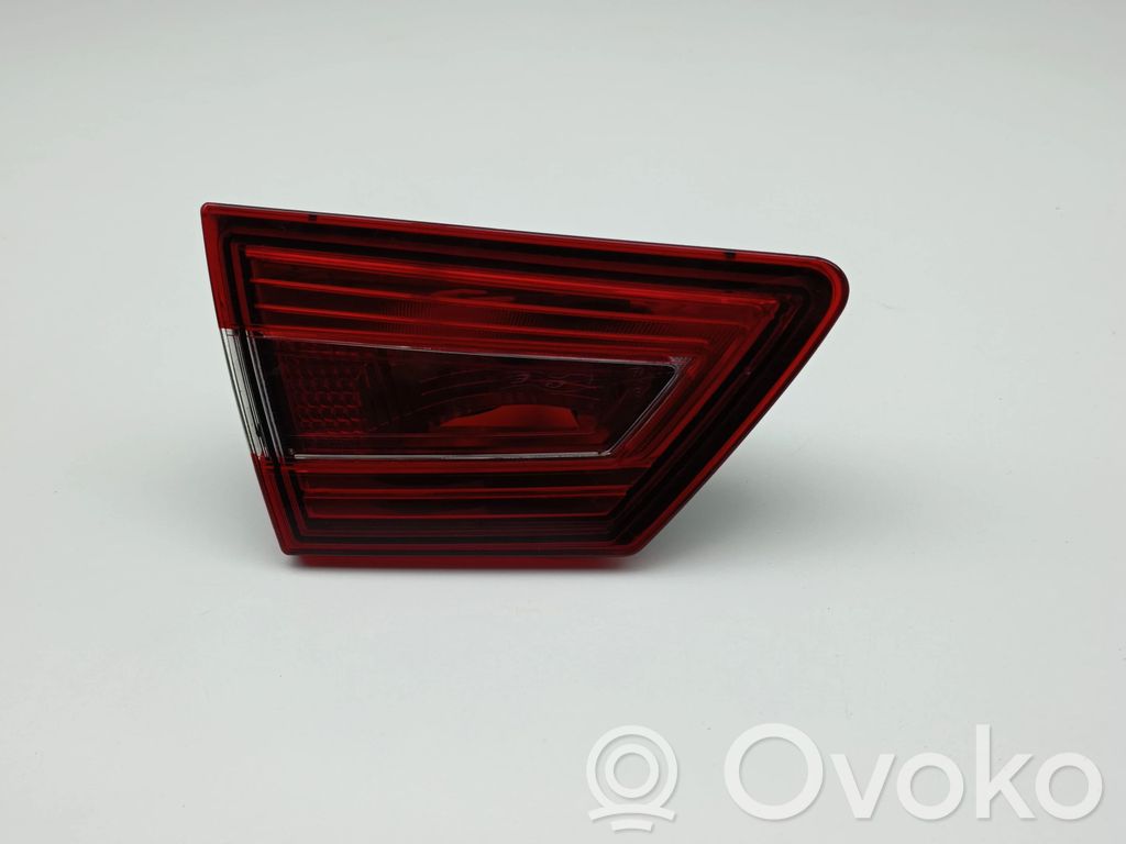 Tailgate rear/tail lights   265551311R