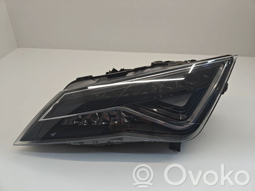 Headlight/headlamp   5F1941007C,90100839