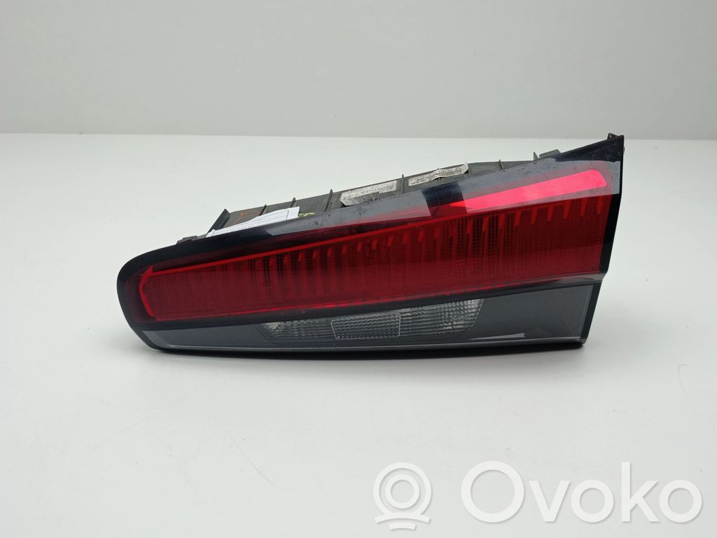 Fiat Tipo Lampy tylnej klapy bagażnika 