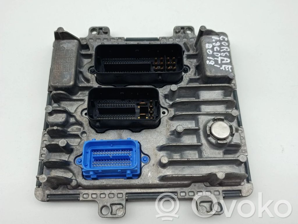 Opel Corsa E Engine control unit/module 