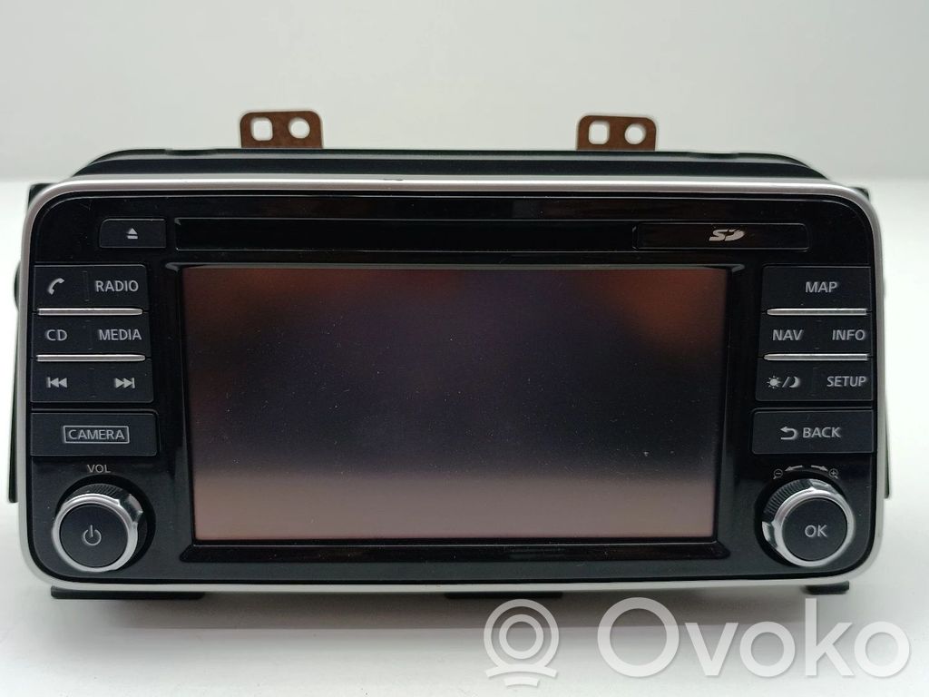 Panel / Radioodtwarzacz CD/DVD/GPS   7513750240,259155FA0A,LCN2K70D10