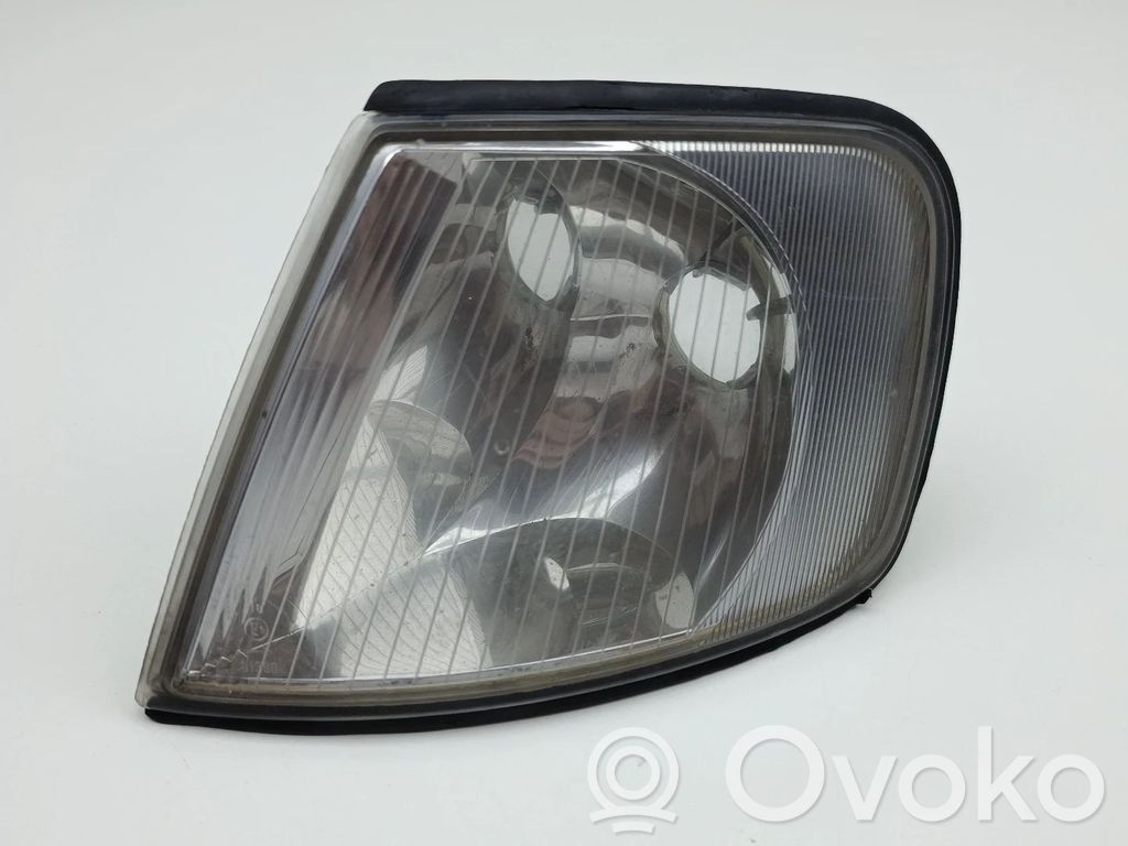 Audi A3 S3 8L Blinker vorne Stoßstange 