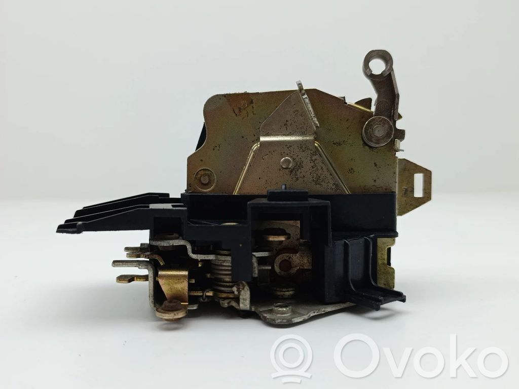 BMW 5 E39 Rear door lock 