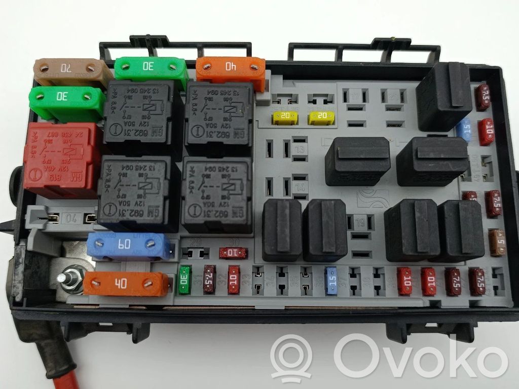 Opel Corsa D Unidad de control SAM 
