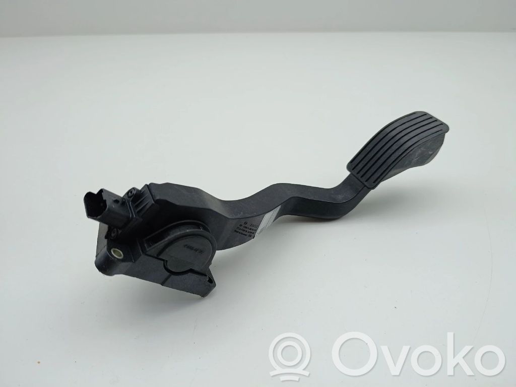 Accelerator throttle pedal   9645702180