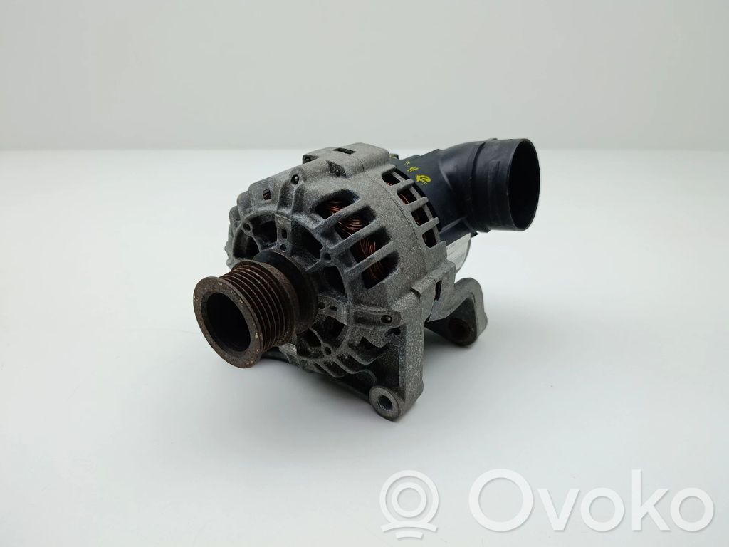 BMW 3 E46 Ģenerators 
